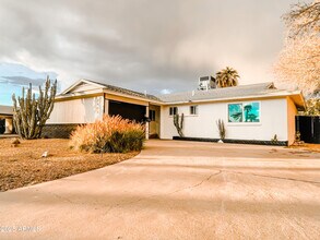 2408 E Delgado St in Phoenix, AZ - Building Photo - Building Photo