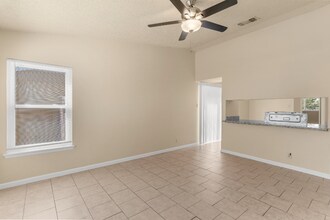 4107 Sunrise Glade Dr in San Antonio, TX - Building Photo - Building Photo