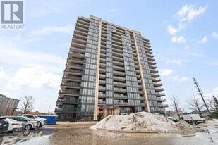 1035 Southdown Rd in Mississauga, ON - Building Photo