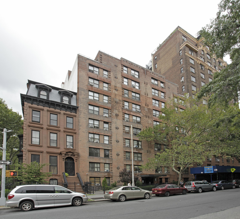 93-99 Lafayette Ave in Brooklyn, NY - Foto de edificio