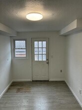 323 Smith Wy in Pittsburgh, PA - Building Photo - Building Photo