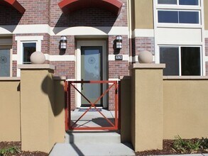 6563 Tralee Village Dr in Dublin, CA - Building Photo - Building Photo