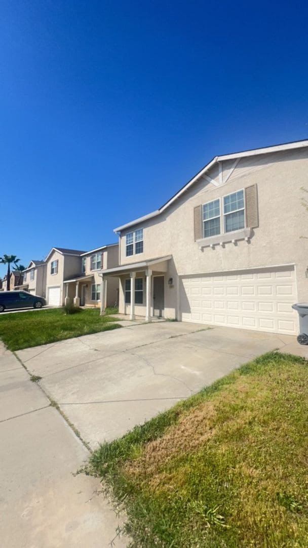 1133 Pinnacle Dr in Merced, CA - Building Photo - Building Photo