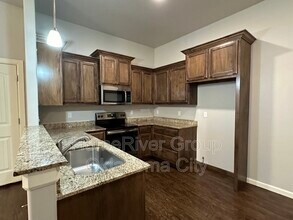 4309 Edinburg Way in Del City, OK - Building Photo - Building Photo