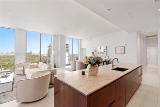 2678 Tigertail Ave in Miami, FL - Building Photo - Building Photo