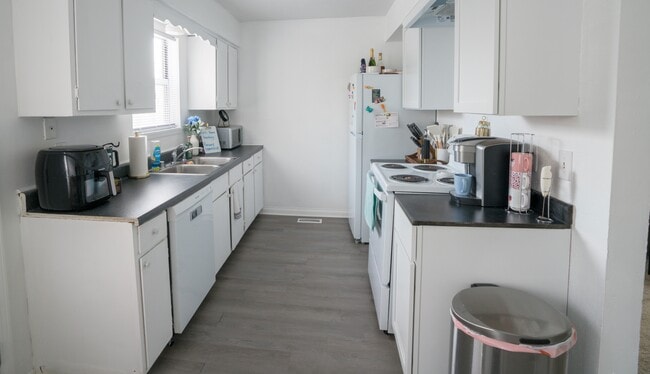 property at 722 Alton Rd