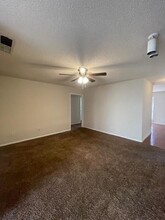 2108 Ramada Dr in Waco, TX - Building Photo - Building Photo