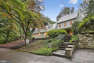 829 Bryn Mawr Ave in Penn Valley, PA - Building Photo - Building Photo