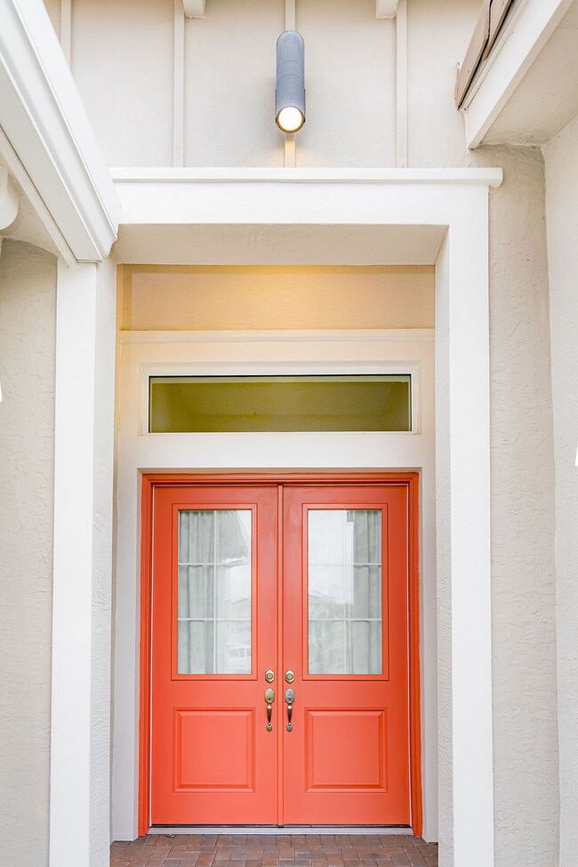 15323 Goldfinch Cir in Westlake, FL - Building Photo - Building Photo