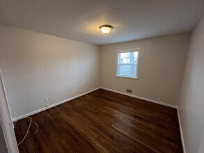 100 S Kendall St in Lakewood, CO - Building Photo - Building Photo