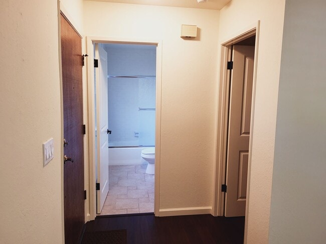 1033 Meadow Way in Arroyo Grande, CA - Building Photo - Building Photo