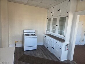 534 Cleveland Ave SW in Canton, OH - Building Photo - Building Photo