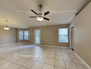 1724 Chandelier Cir W in Jacksonville, FL - Building Photo - Building Photo