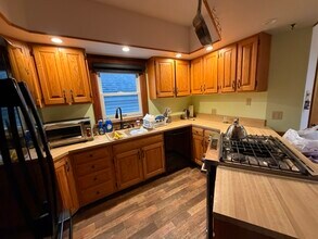 410 W Illinois St in Urbana, IL - Building Photo - Building Photo