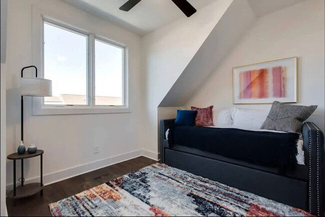 3206 West End Cir in Nashville, TN - Building Photo - Building Photo