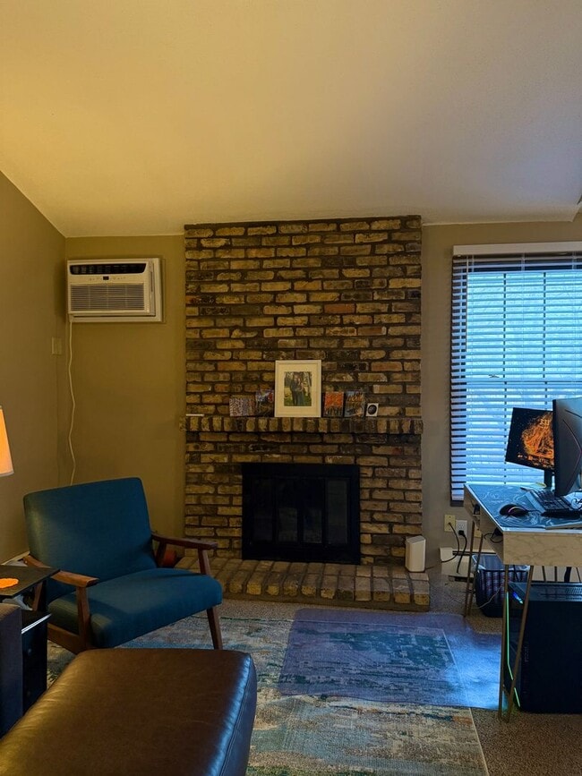 property at 928 Westbrooke Way