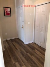 4561 Strutfield Ln, Unit 3402 in Alexandria, VA - Foto de edificio - Building Photo