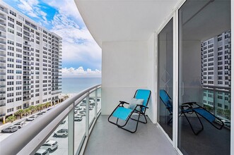 3001 S Ocean Dr, Unit OCEAN VIEW in Hollywood, FL - Foto de edificio - Building Photo