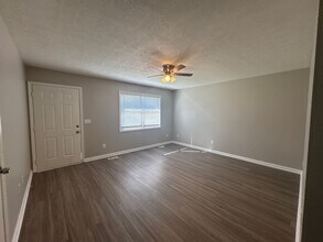 108 Wiley St in Manchester, TN - Building Photo - Building Photo