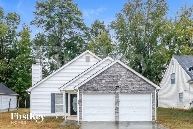 5715 Hidden Brook Cir in Atlanta, GA - Building Photo - Building Photo