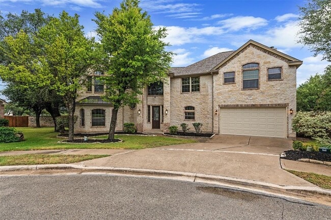 property at 2908 Arbor Ct