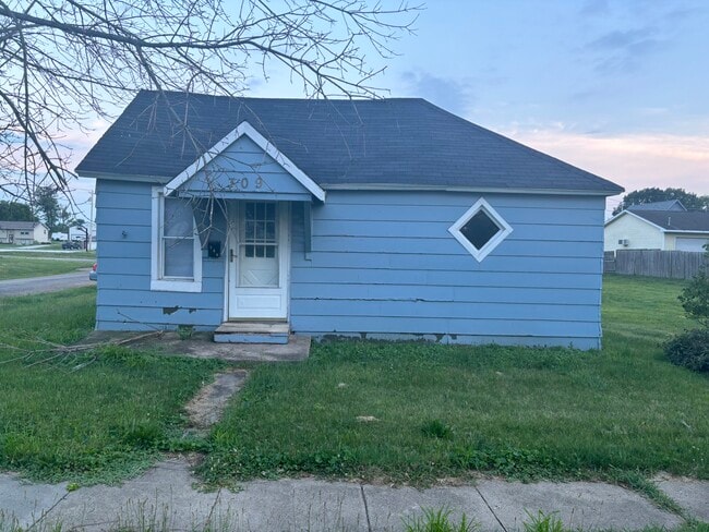 property at 309 E Monroe St