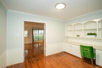 355 N Post Oak Ln photo'