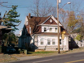 548 E Market St in Harrisonburg, VA - Foto de edificio - Building Photo