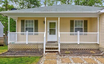 3629 10th St in North Beach, MD - Foto de edificio - Building Photo