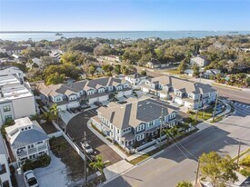 408 Finn Wy in Dunedin, FL - Building Photo