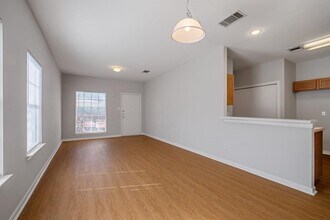 2300 S Bagdad Rd in Leander, TX - Building Photo - Building Photo