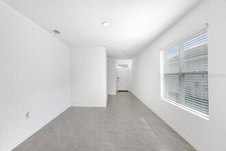 3422 SHADY SUNRISE Lp in Plant City, FL - Building Photo - Building Photo