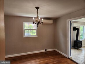 4301 Kentbury Dr in Bethesda, MD - Building Photo - Building Photo