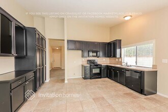 33074 Sangston Dr in Lake Elsinore, CA - Foto de edificio - Building Photo