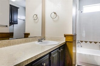 6329 N Park Dr in Watauga, TX - Building Photo - Building Photo