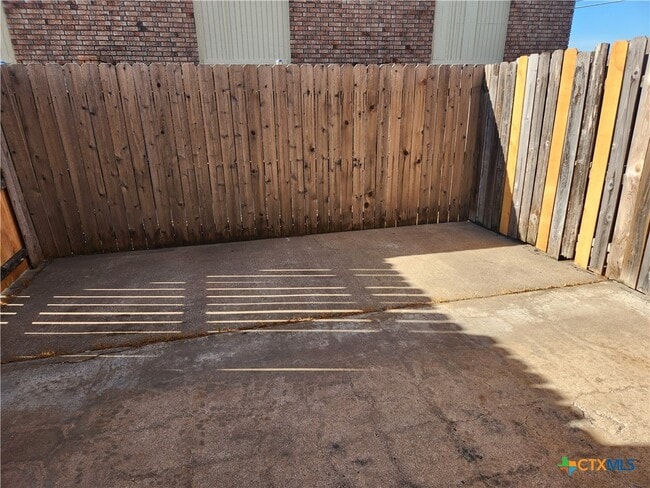 904 C Ticonderoga Dr