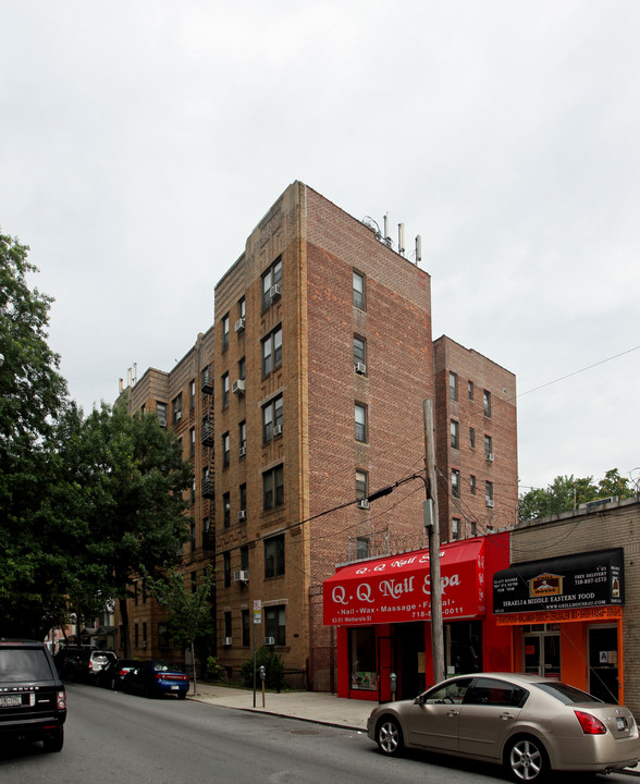 63-45 Wetherole St in Rego Park, NY - Building Photo