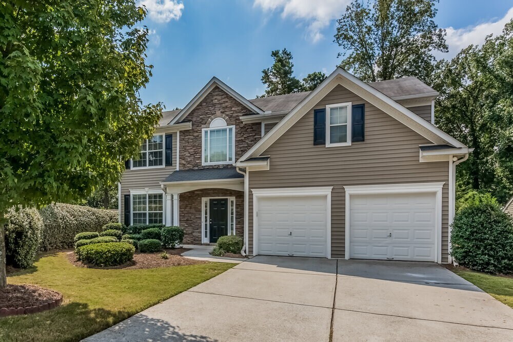 101 Diamond Ridge Ave in Canton, GA - Building Photo