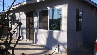 2319 W 246th St in Lomita, CA - Building Photo
