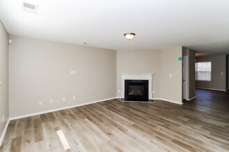 9623 Bayview Pkwy in Charlotte, NC - Building Photo - Building Photo