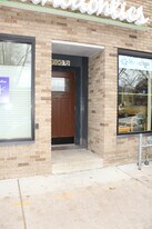 1696 1/2 W Grand Ave in St. Paul, MN - Building Photo