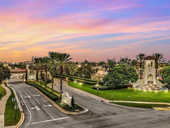 3752 NW 85th Terrace in Pembroke Pines, FL - Building Photo - Building Photo