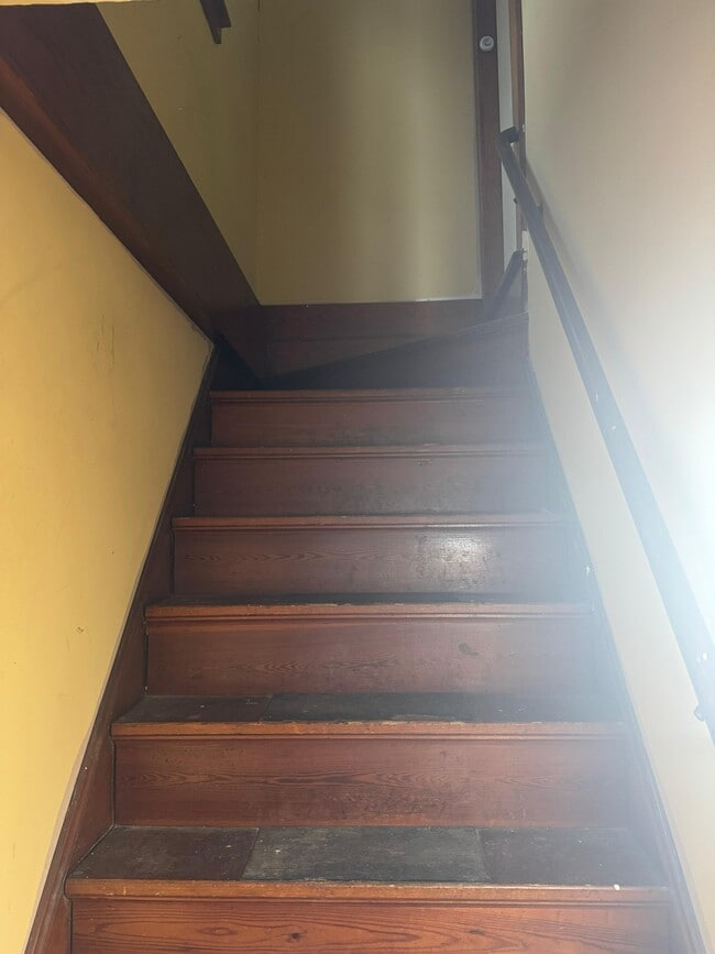 20 Walnut St, Unit 20