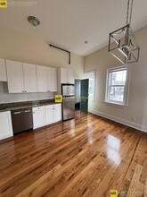 95 Mount Vernon St, Unit 51 in Boston, MA - Building Photo - Building Photo