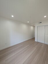 380 92nd St, Unit 380A in Daly City, CA - Foto de edificio - Building Photo