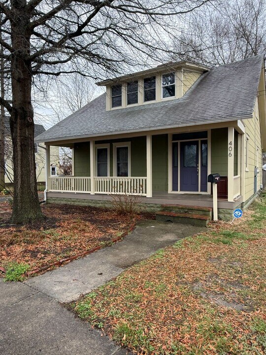 406 Robbins St in Cambridge, MD - Building Photo