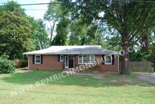 4515 Olney Dr in Richmond, VA - Building Photo