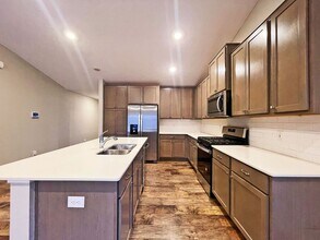 5109 Mustang Dr in Woodbury, MN - Building Photo - Building Photo