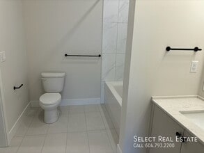 45497 Campus Dr in Chilliwack, BC - Building Photo - Building Photo