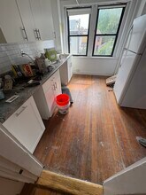 2020 Massachusetts Ave, Unit 1 in Cambridge, MA - Foto de edificio - Building Photo
